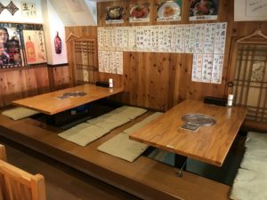 港区赤坂の韓国料理店韓一館様にDr.CU抗菌フィルム｢アッキラー｣。アッキラーは簡単にカット出来て貼り付け出来る抗菌フィルムです。国内外の検査機関でテスト済みです。菌の減少率99%以上。ウイルスにも大きく効果があります。Dr.CU抗菌銅フィルム｢アッキラー｣はコロナ対策に非常に有効で弊社のステライザと併せてコロナ対策に人気の製品です今までの空気清浄機では出来なかった空気清浄機を超えたステライザ。空気清浄機の比になりません。コロナや花粉症にも有効です