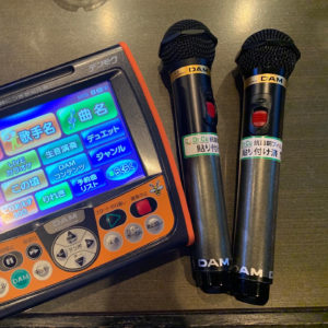 港区赤坂の韓国料理店韓一館様にDr.CU抗菌フィルム｢アッキラー｣。アッキラーは簡単にカット出来て貼り付け出来る抗菌フィルムです。国内外の検査機関でテスト済みです。菌の減少率99%以上。ウイルスにも大きく効果があります。Dr.CU抗菌銅フィルム｢アッキラー｣はコロナ対策に非常に有効で弊社のステライザと併せてコロナ対策に人気の製品です。今までの空気清浄機では出来なかった空気清浄機を超えたステライザ。空気清浄機の比になりません。